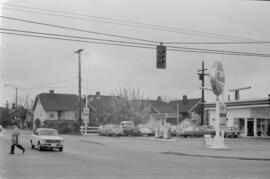 [West Broadway and Macdonald intersection - Gulf Gas Station]