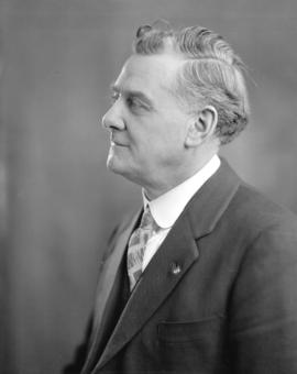 [Head and shoulders portrait of] C.E. Mahon