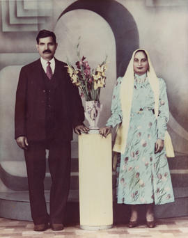 Unidentified - South Asian Hindu couple