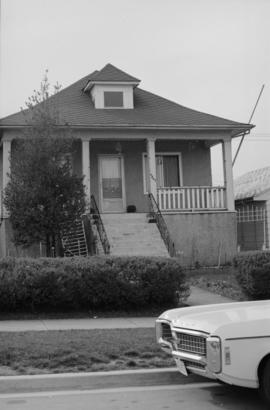 [House at 4847, street unidentified]