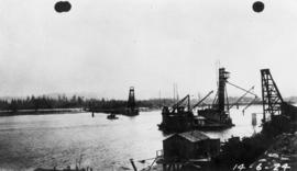 View of bridge construction : June 14, 1924