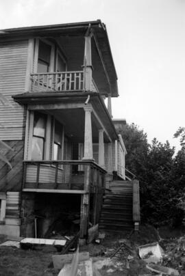 [Side view of Kitsilano house]