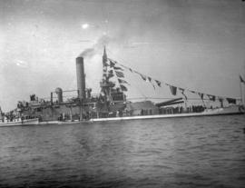 [American freeboard warship or monitor ship at Astoria]