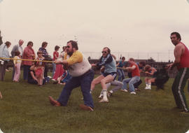 Annual picnic - Tug o' war