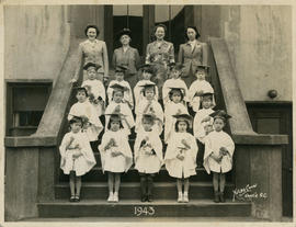 1943 - Graduating class