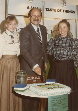 Gail McCormick, Mike Harcourt and Kerri Groves at the Future Fair