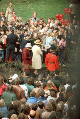 Royal Visit to City Hall: The Queen and Mayor