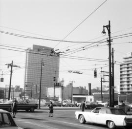 S.W. [southwest] corner, Robson & Howe Streets; B.C. Hydro Building