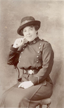 [Nursing Sister Elinor Newton Wade in uniform, No. 5 Canadian General Hospital]