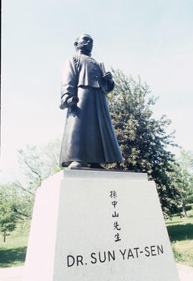 Dr. Sun Yat-sen statue at Riverdale Park in Toronto