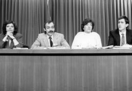 Svend Robinson and panel speakers