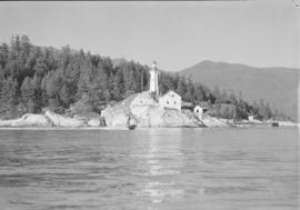 Lighthouse at Point Atkinson [sailboat]