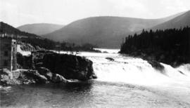 Board of Trade trip, Okanagan and Kootenays : Lower Bonnigton Falls