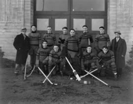 Trail Hockey Team, possibly at the Forum