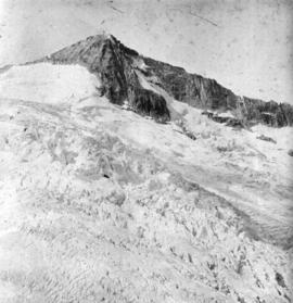 [Cheakamus Glacier and Mount Davidson in Garibaldi District]