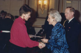 Jeanne Sauvé presents award to recipient