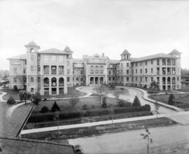 [Exterior of Vancouver General Hospital]