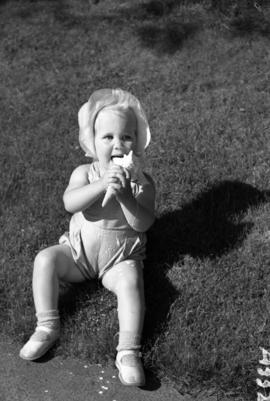 [Portrait of Carole Klontz with an ice cream cone]