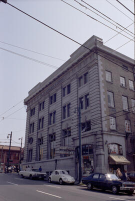 [192 East Pender Street - The Canadian Bank of Commerce building]