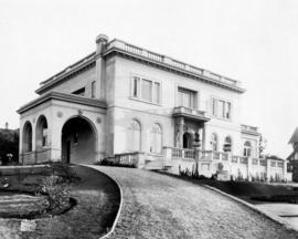 [View of unidentified residential property]