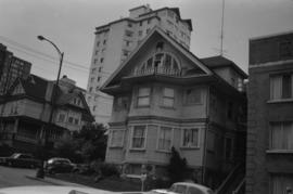 [885 Thurlow Street]