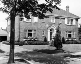 [View of unidentified residential property]