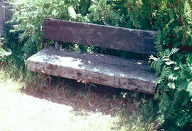 Gardens - Canada : Upper Canada Village, seat