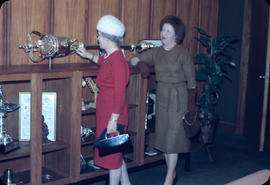 Mayor's Office, Bea[trice] Timmins and Timmy admiring mace