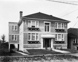 [View of unidentified residential property]