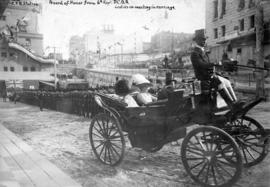 [The Ladies - in  - waiting of the Duchess of Connaught leaving the C.P.R. Station]