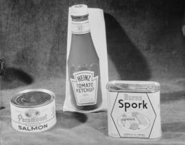 Eaton's Adv. : food stuff [Paramount salmon tin, Heinz Ketchup bottle, Burns Spork tin]