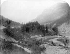 [View of] Keefer's House [and] Steamer "Skuzzy" below