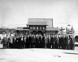 Group portrait of officials