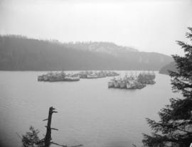 Boats in Bedwell Bay