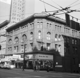 N.W. [northwest] corner, Hastings & Seymour Streets