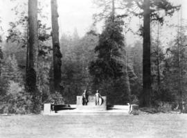 [President Harding Memorial]