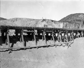 Filling the trestle at Mile 2.2 K.V.R. : Showing method of blocking up the deck