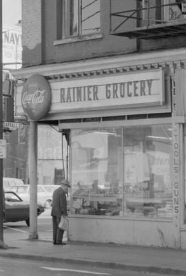 [309 Carrall Street - Rainier Grocery]