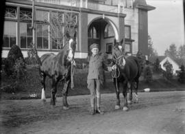 [Soldier with horses]