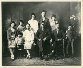 Chow - King Tong and family