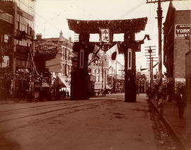Japanese arch, Hastings Street