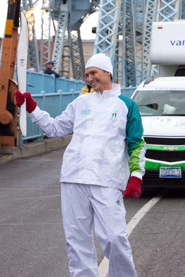 BC, Day 1, October 30 2009, Torchbearer, Torchbearer 002 Simon Whitfield, Torchbearer 007 David C...