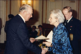 Jeanne Sauvé presents award to recipient