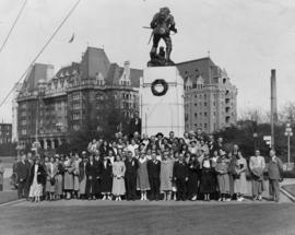 Members of the Native Sons and Daughters of British Columbia at Victoria War Memorial