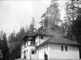 Bathhouse [at] Second Beach