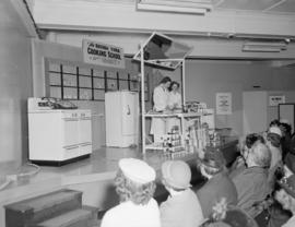 Brenda York cookery demonstration : T. Eaton Co.