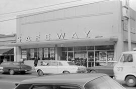 [2225 West 41st Avenue - Safeway Groceries]