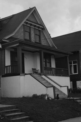 [House at 4537, street unidentified]