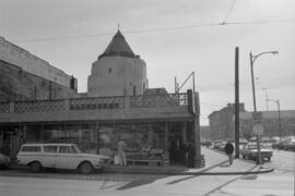 [300-310 Powell Street - Sunrise Market Grocery, 1 of 2]