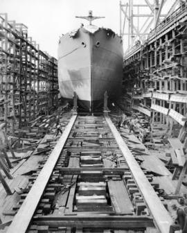 [Hull No. 104 the "Carlton" being launched from West Coast Shipbuilders Limited]